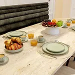 Maison Galante - Serviced In Champs-elysees Apartmán
