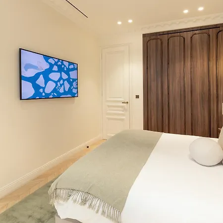 Maison Galante - Serviced In Champs-elysees Apartment Paris