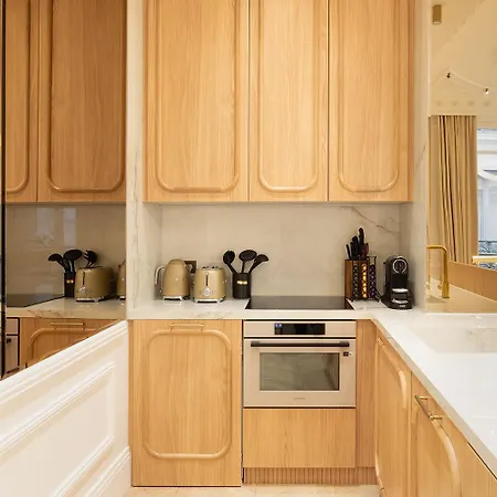 Maison Galante - Serviced In Champs-elysees * Paris